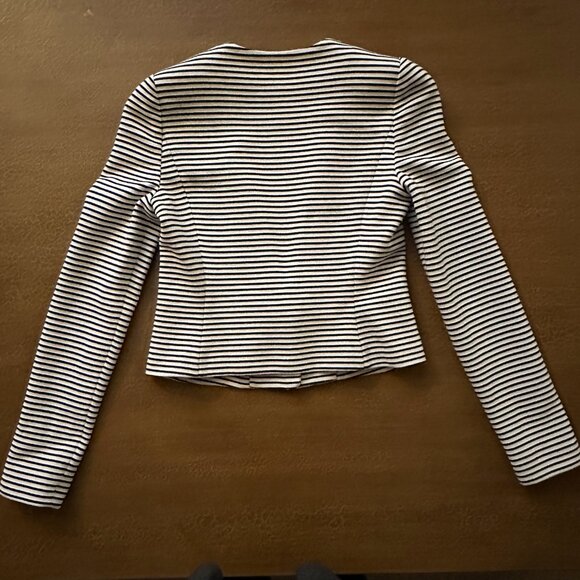 BCBG Maxazria Blazer - Black & White Striped- Size XS - Picture 4 of 5